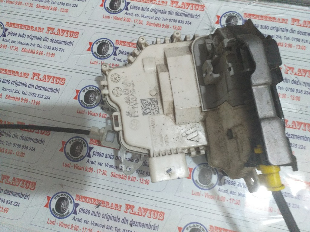 Incuietoare Usa STANGA Față AUDI A4  B8 2.0TDI An2009Cod