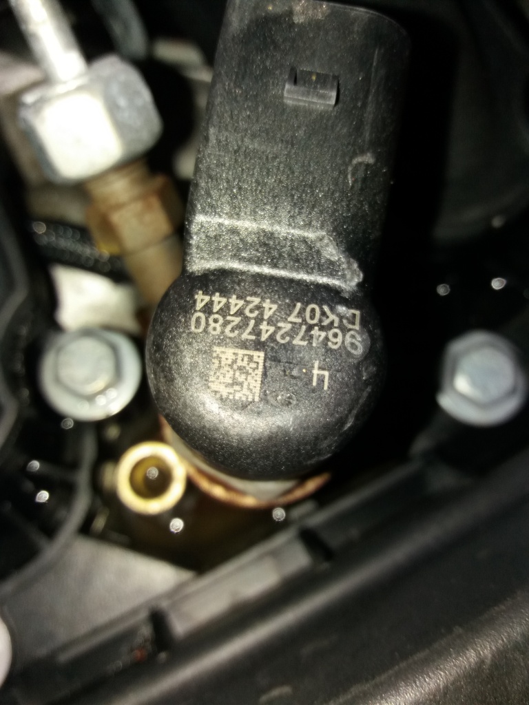 Injectoare 2.0 hdi siemens peugeot/citroen/ford/volvo cod 9647247280