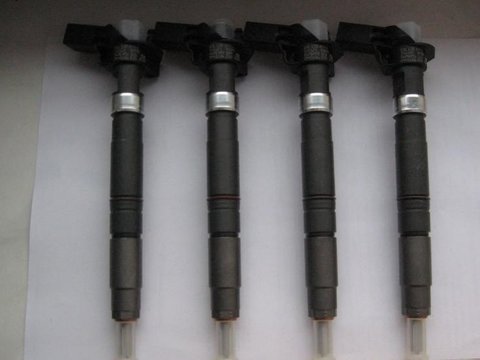 Injectoare Audi A4 B8 2 0 Tdi Caha 170 Cai Cod 03l130277
