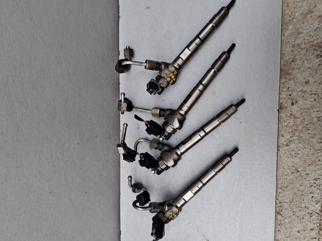 Injectoare Audi A6 2.0 TDI cod 04l130277ac an 2012 - 2019