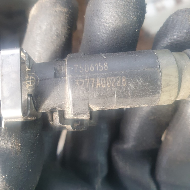 Injectoare bmw e46 1.8 vvt 7506158