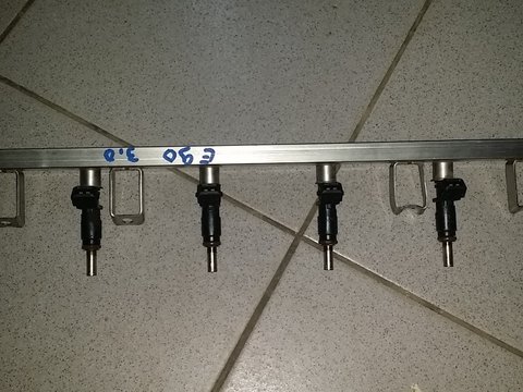 Injectoare Bmw E90 3.0 Benzina