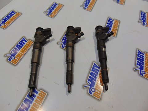 Injectoare Bmw Seria 3 E46 2.0 diesel (cod piesa:0445110 080,0445110 131,0445110 080)