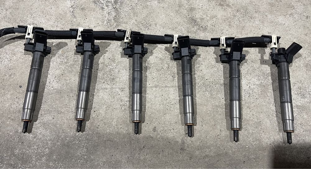 Injectoare BMW X5 X6 X7 seria 5 7