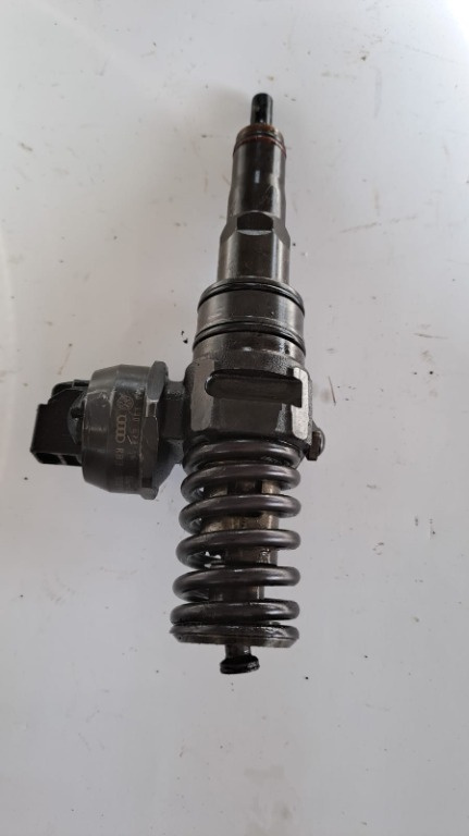 Injectoare cu codul original 0038130073AG pentru Volkswagen Golf 5 (1K1), 2003-2009, 1.9 tdi, BKC(BLS, BXE)