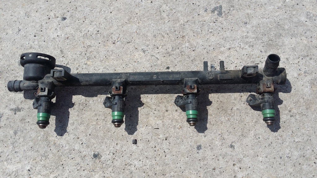 Injectoare cu rampa Renault Laguna 2 1.8 16V