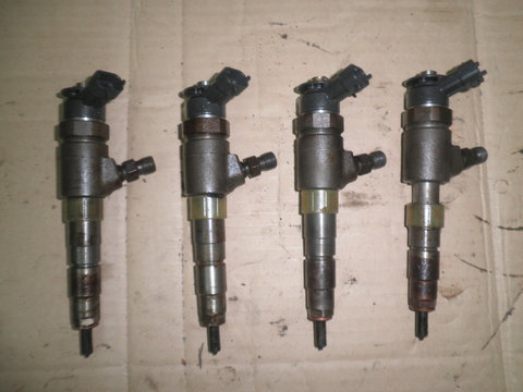 Injectoare Ford Fiesta 7 , Peugeot, Citroen DS4, 1.4 HDI TDCI 0445110339