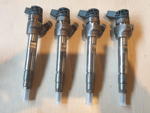 Injectoare Injector BMW 2.0 d euro 6 ,cod 8514146, 0445110613