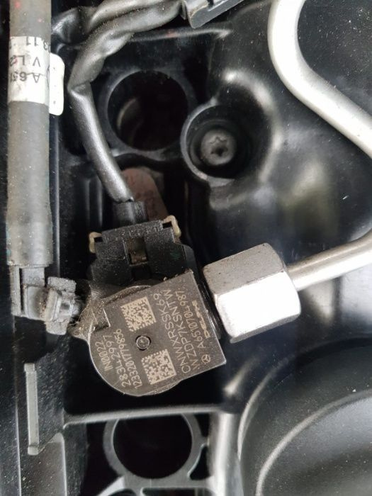 Injectoare Injector Mercedes 2.2 Cdi Euro 5 C220-E220 Class W204 W212