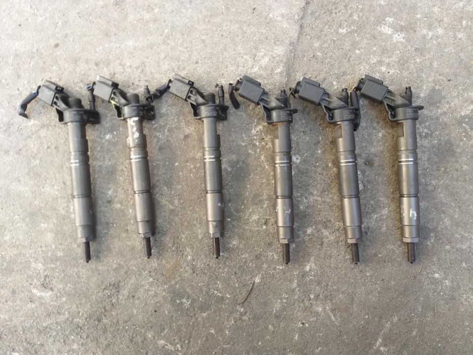 Injectoare / Injector Mercedes Sprinter W906 3.0 C