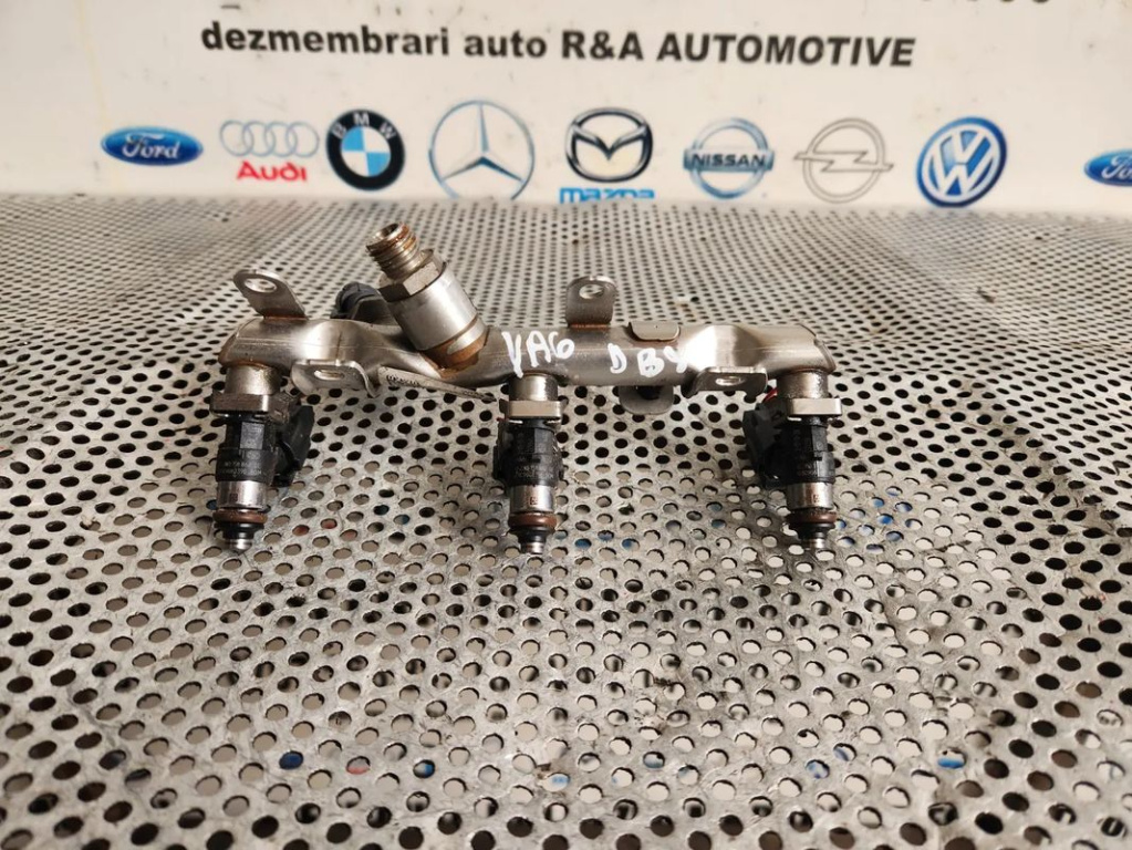 Injectoare Injector Rampa Injectie Vw Seat Skoda 1.0 TGI TFSI TSI Benzina DBY DKR Seat Ibiza Arona Ateca Leon Audi Q2 A1 Cod 04C129041 03C906039B - Dezmembrari Arad