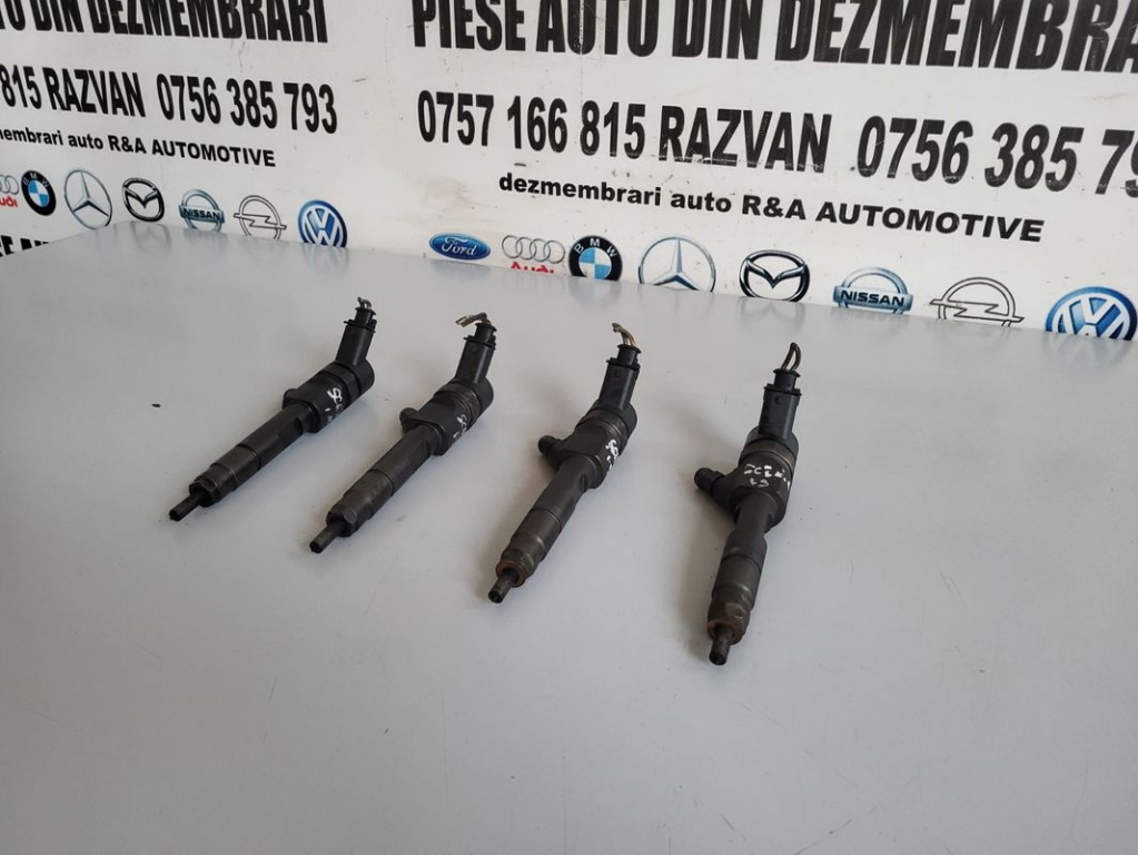 Injectoare Injector Renault Trafic Laguna 2 Scenic 2 Megane 2 Opel Vivaro Suzuki Grand Vitara 1.9 Dci Cod 8200389359