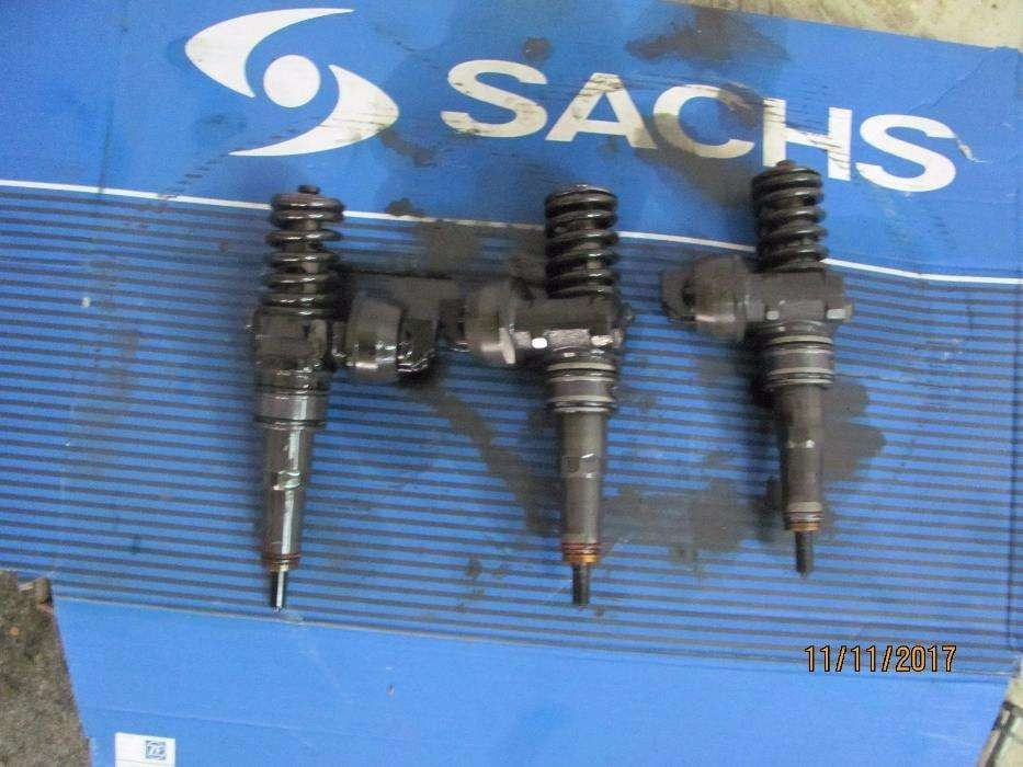 Injectoare injector skoda fabia roomster seat ibiza 1.4 tdi BMS