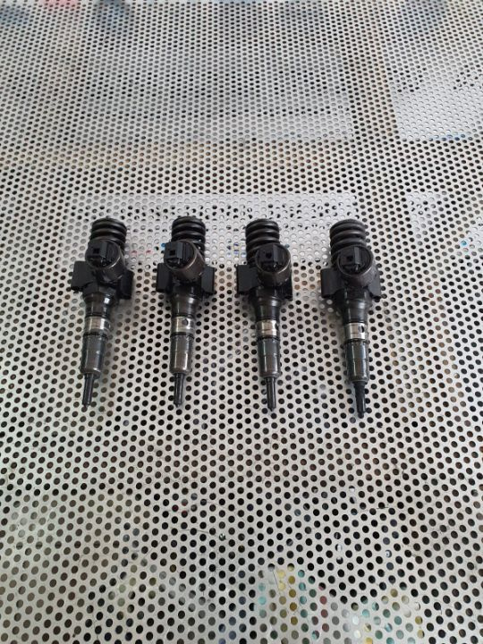 Injectoare Injector VW Seat Skoda Audi 2 Prinderi 