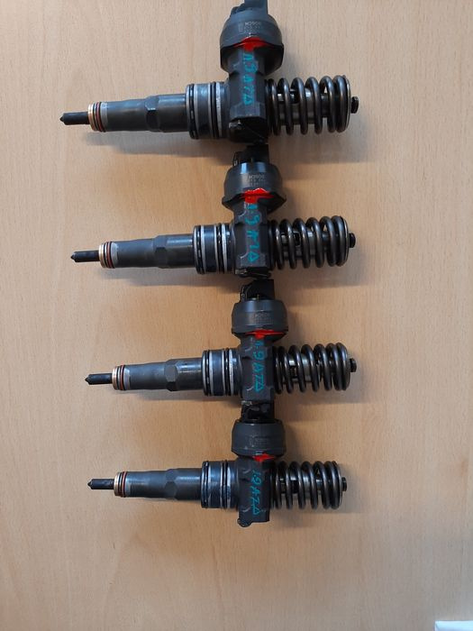 Injectoare injector VW Skoda Audi Seat 1.9 Tdi pd