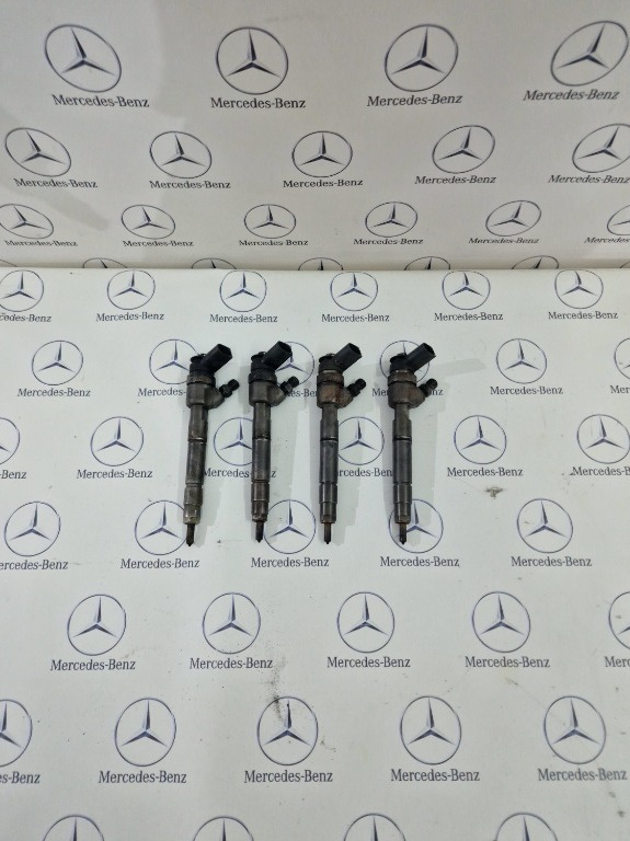 Injectoare Mercedes a180 cdi w169 A6400700787