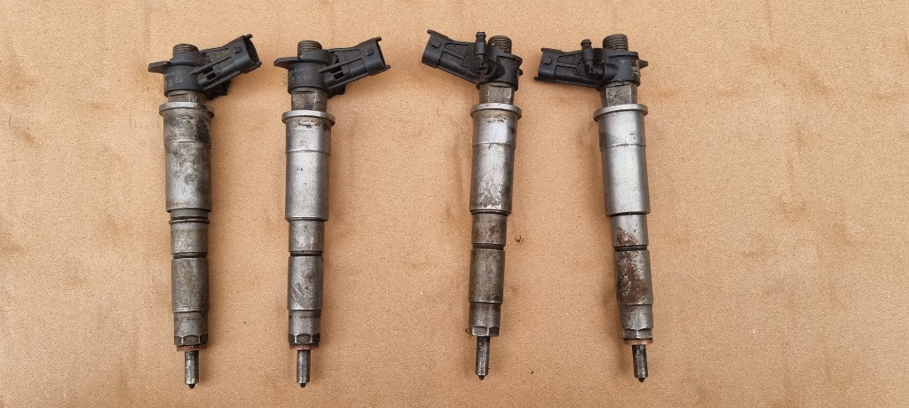 Injectoare Nissan X-Trail T31 2.0 DCI 4X4 M9R 2007 2008 2009 2010