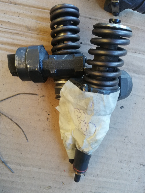 Injectoare Pompe-duze 1.9 tdi 101cp