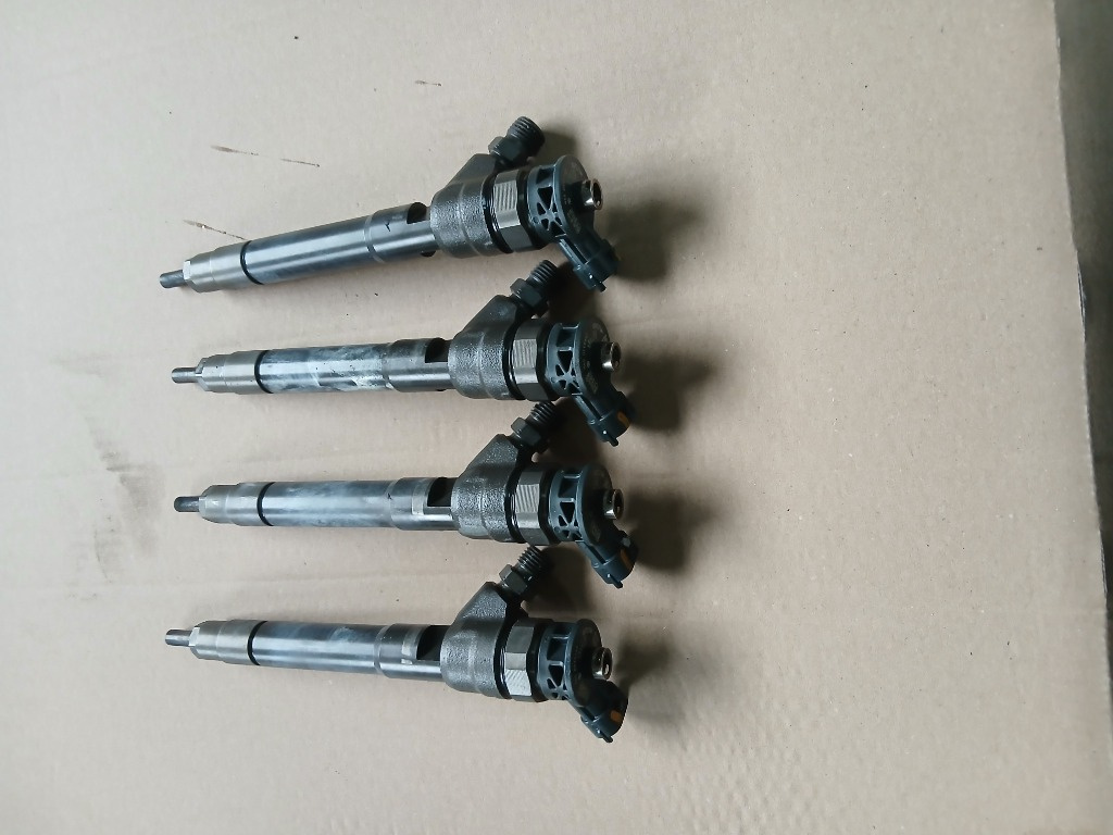 Injectoare Renault Kadjar 1.6 dci 0445110546