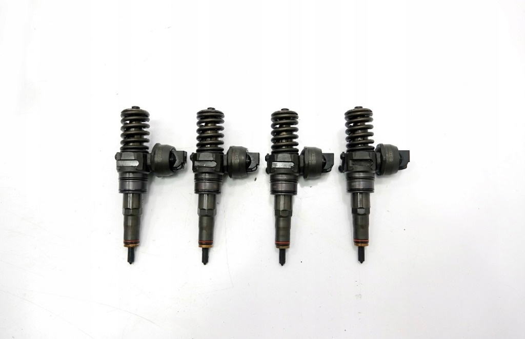 Injectoare serie 038130073BQ Seat Leon Altea Toledo 2.0tdi 2008 bmm 140cai putere injector 103kw