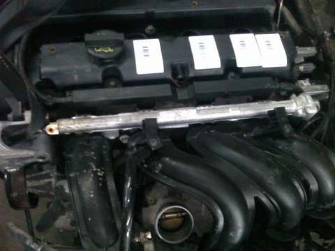 Injectoare set si rampa Ford Focus 2, 1.6S.