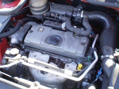 Injectoare si rampa Peugeot 206, 307 1.4 benzina