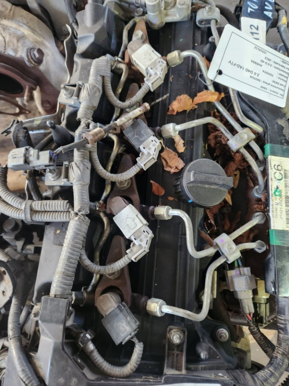 Injectoare Toyota Avensis 2.0 D-4D 91KW 2010 2011 2012 2013