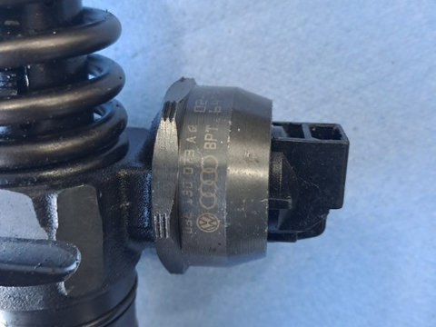 Injectoare Volkswagen 1.9 TDI Cod motor: AXR Cod: 038130073aq PRET PE BUCATA