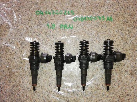 Injectoare Volkswagen Golf 5 1.9 tdi BRU 0414720215 038130073 AG