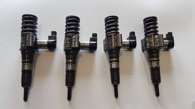 Injectoare VW Passat B6 2.0 TDi BKP 03G130073D / 0