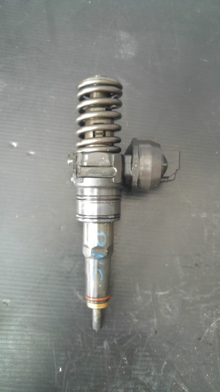 Injector 038130073ag 1.9 tdi bxe seat altea 5p