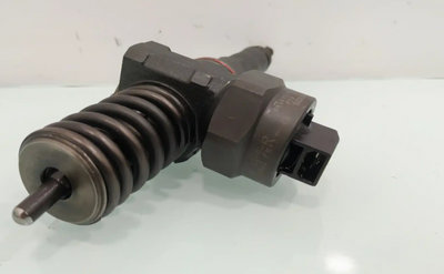 Injector 038130073j R (litera mare) Volkswagen VW 