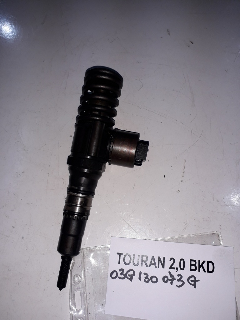 Injector 03G130073G VW Touran 2.0TDI BKD
