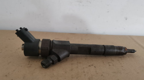 injector 0445110146/8200238528 Injector 
