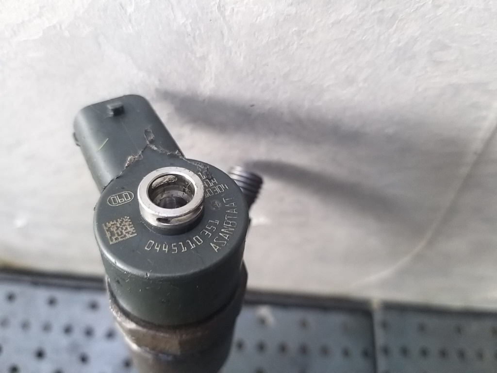 Injector 1.3 d mjt fiat doblo 0445110351