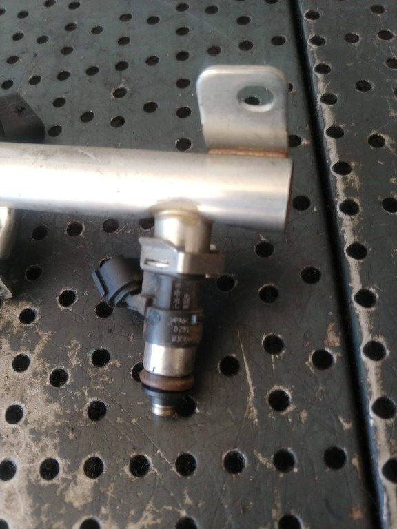 Injector 1.5tsi dhf vw golf 7 golf 8 skoda octavia 3 audi a3 8v 0280158862