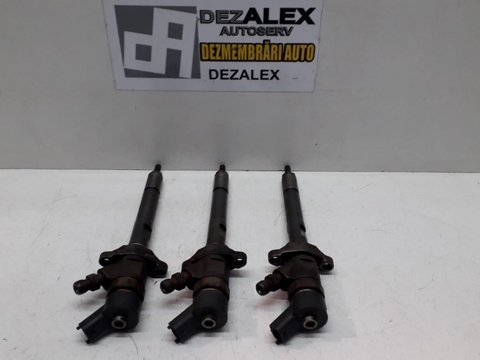 Injector 1.6 Ford Mazda Citroen Peugeot Volvo cod 0445110239