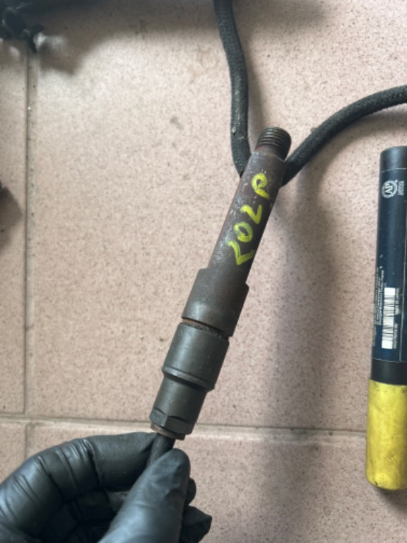 Injector 1.9 tdi alh vw golf 4 bora 1j2 skoda fabia 1 octavia 1 seat cordoba ibiza leon audi a3 8l 028130202p