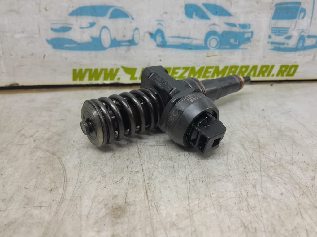 Injector 1.9 tdi avb atd 038130073AJ 0414720037 Volkswagen VW Passat B5.5 [facelift] [2000 - 2005]