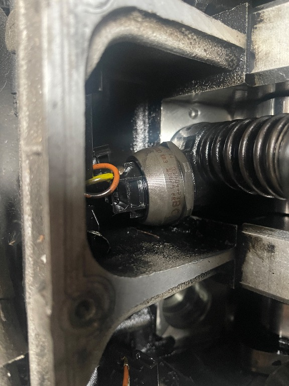 Injector 1.9 TDI Passat B5.5 Golf 4 A4 Superb 038130073AJ