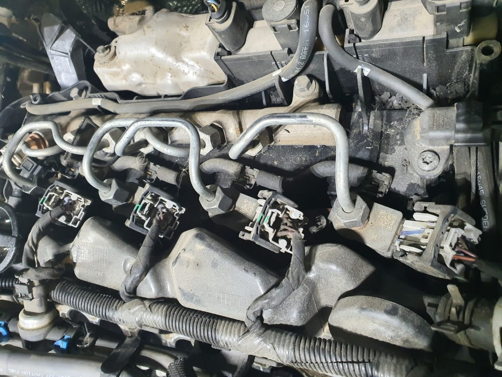 INJECTOR 2.0 D D4204T14 VOLVO S60 II