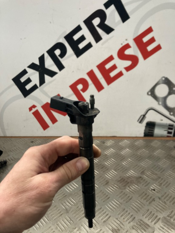 Injector 2.0 tdi cbbb 03l130277 0445116030 Volkswagen VW Passat CC [2008 - 2012] 2.0 tdi CBBB