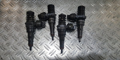 Injector 2.0 TDi cod 038130073BQ 0414720312 cod mo