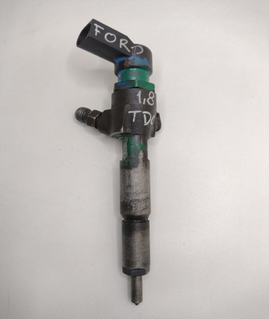 Injector 4M5Q-9F593-AD / 4M5Q9F593AD / 11855 Ford C-Max [facelift] [2007 - 2010]