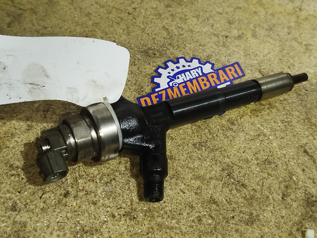 Injector 8-97376270-3 DENSO Opel Astra J 1.7CDTI A17DTJ