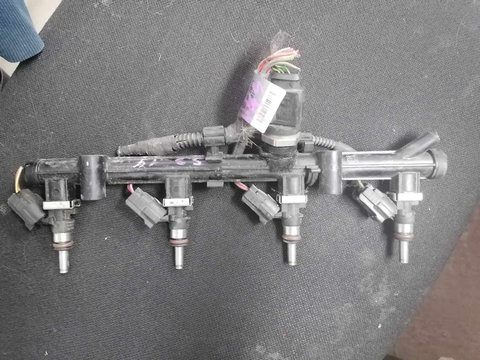 Injector a1 a3 a4 a5 a6 a7 q3 q5 q7 tt octavia 3 vw passat tiguan sharan 1.8, 2.0 tfsi 06l906031a 0280158266