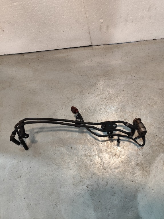 Injector Adblue Skoda Superb III 2.0 TDI 190cp cod piesa : 04L131113P