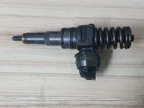 Injector Audi A3 2.0 tdi BMM 038130080AX