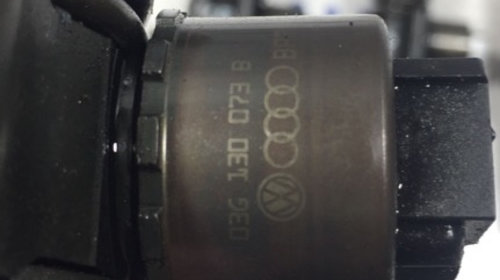 Injector Audi A3 8P 2.0 tdi BKD cod 03G 