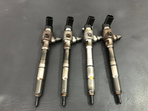 Injector Audi A3 8P Facelift 1.6 TDI DSG sedan 2011 (03L130277B)